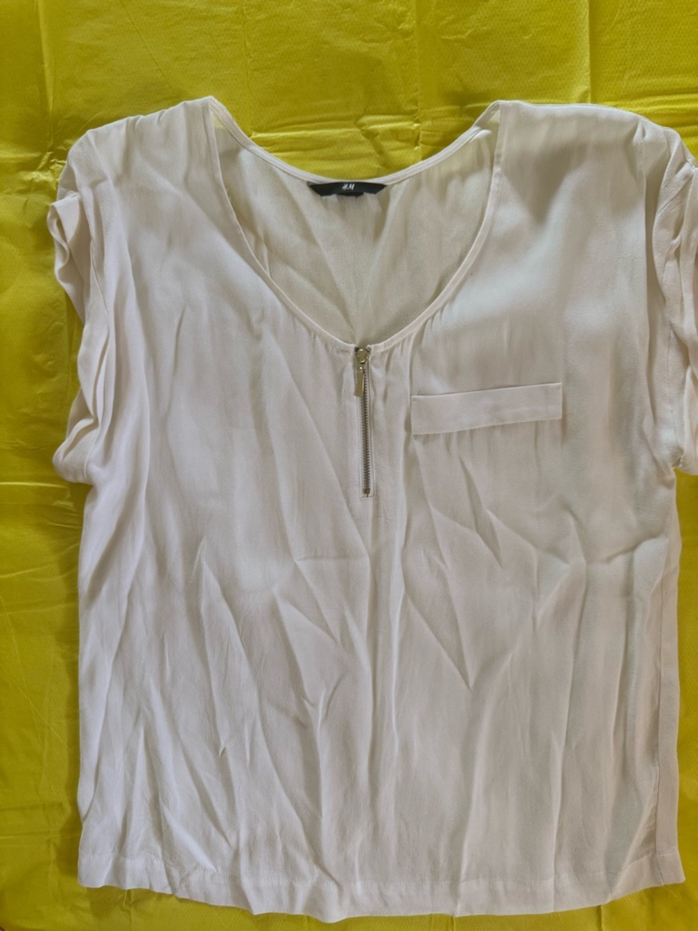 H&M Cream Short-Sleeve Zip-Front Blouse